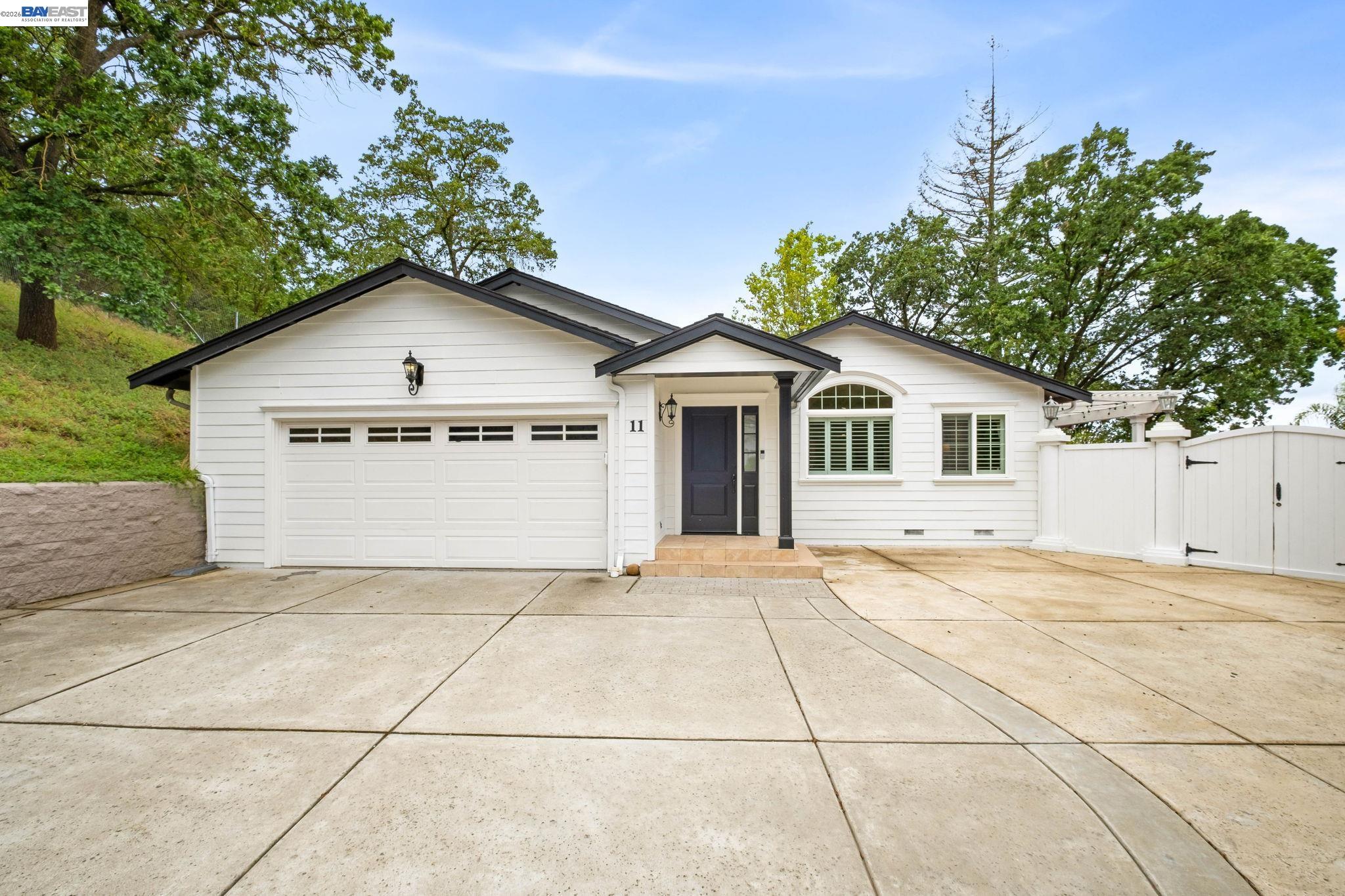11 Rudgear Dr