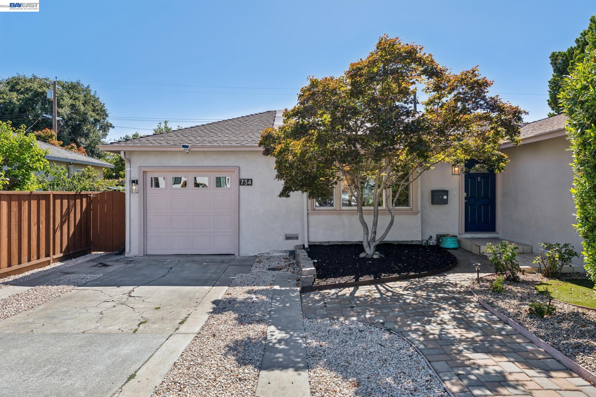 734 Scott Blvd