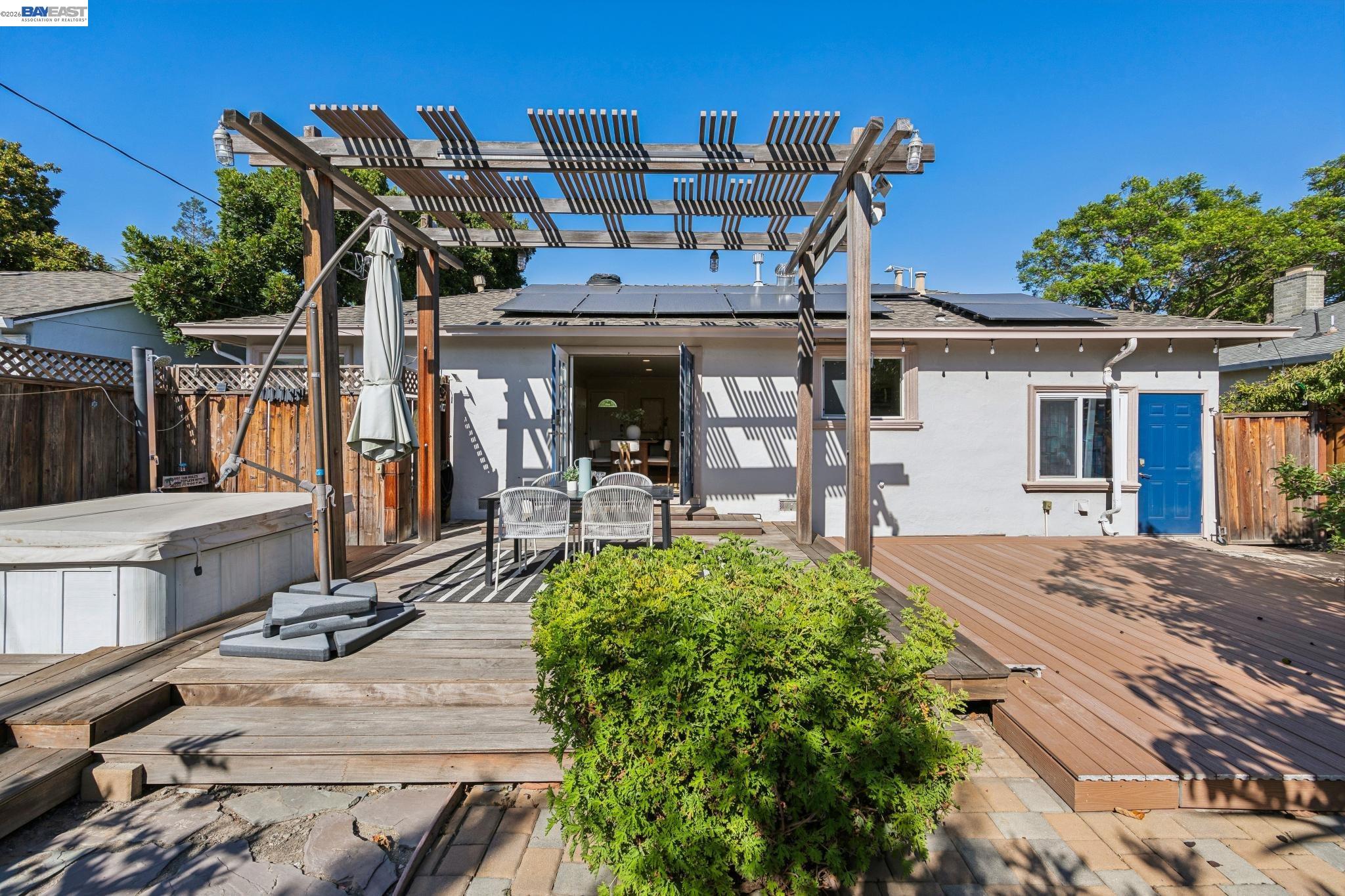 734 Scott Blvd