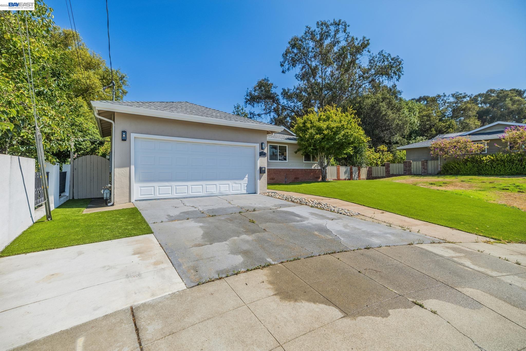 24818 Saint Luke Ct