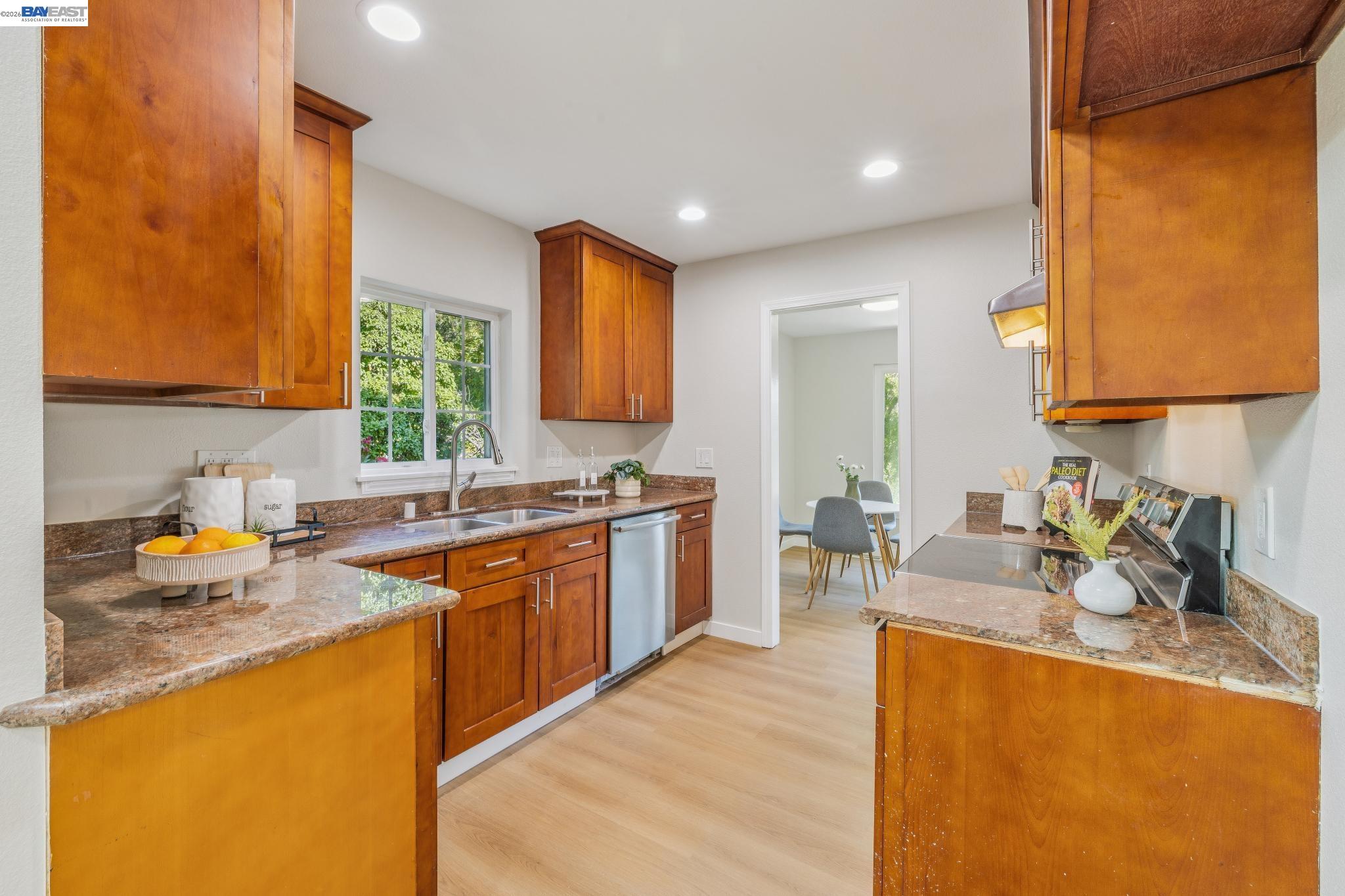 24818 Saint Luke Ct