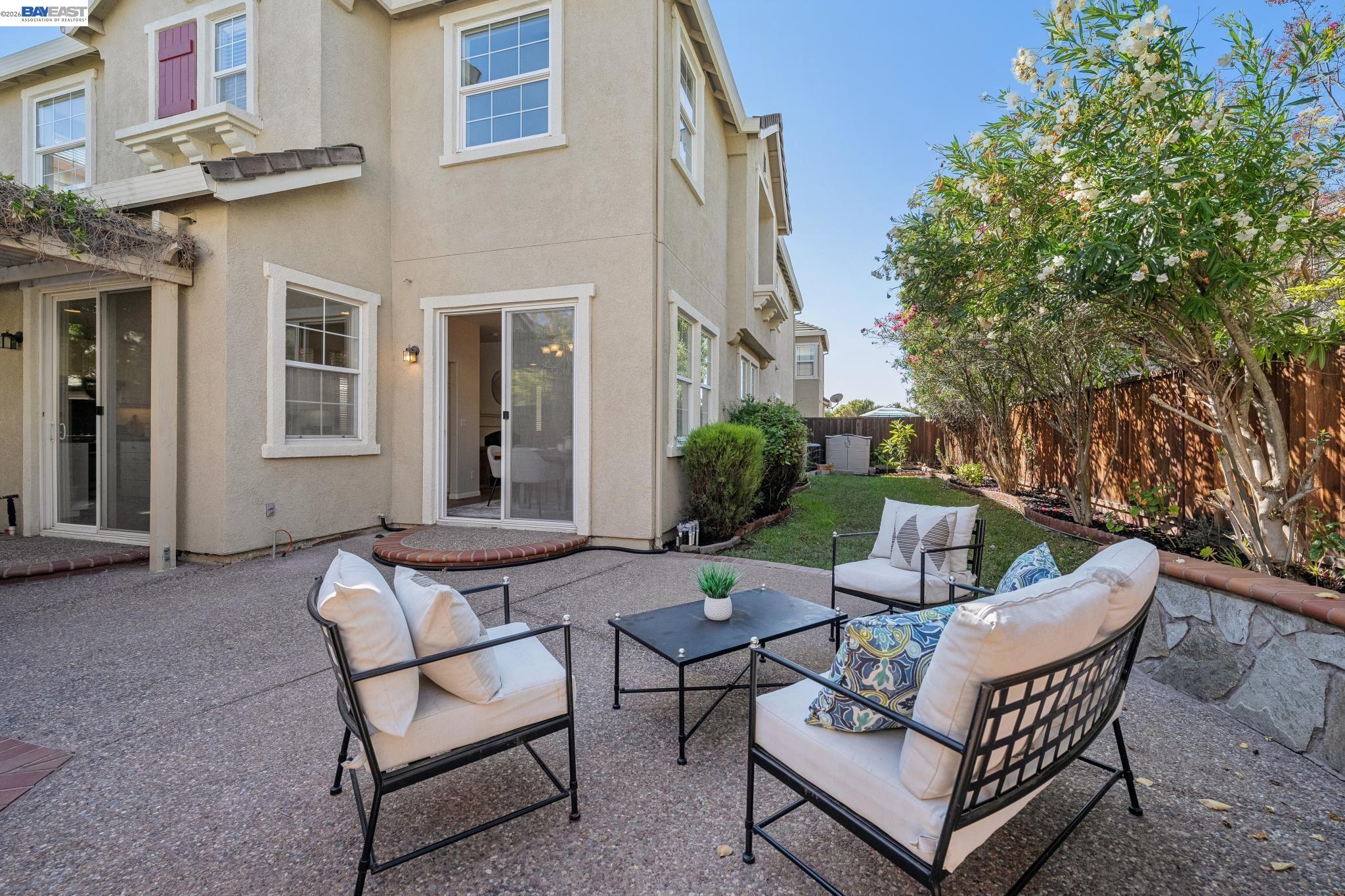 2628 Photinia Ct