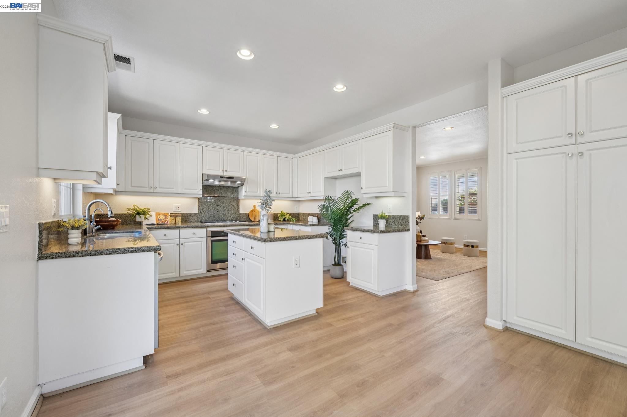 2628 Photinia Ct