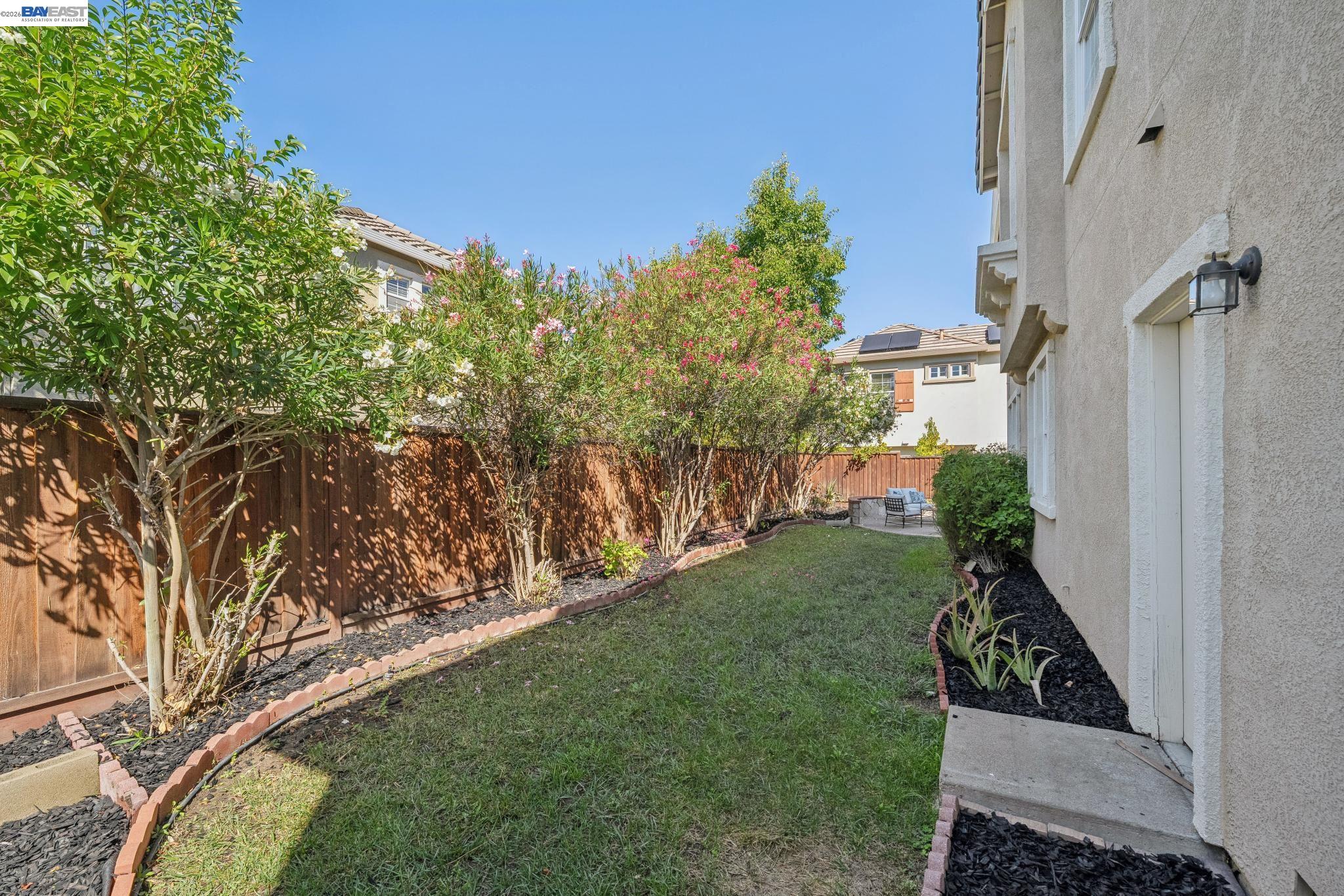 2628 Photinia Ct