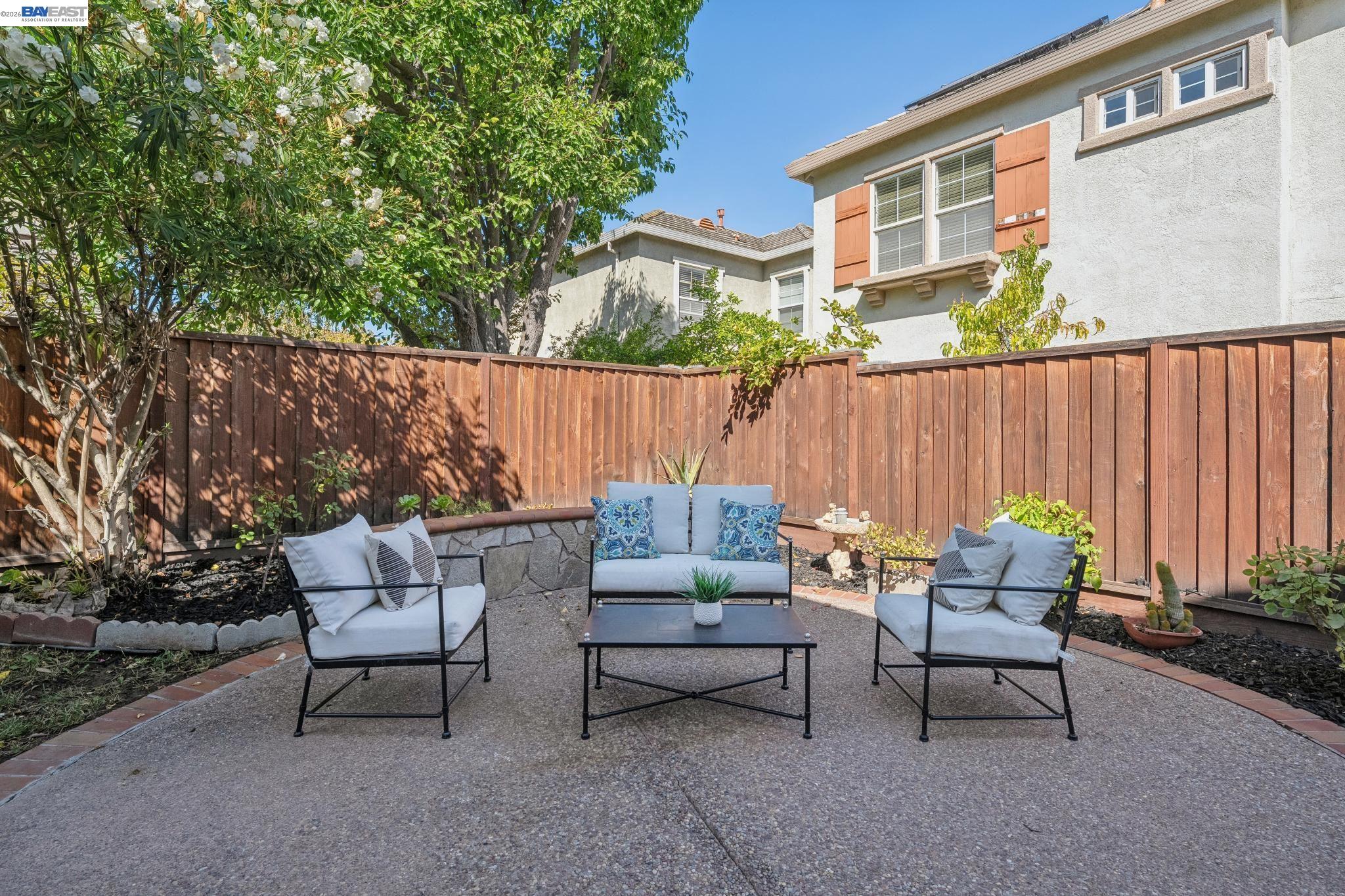 2628 Photinia Ct
