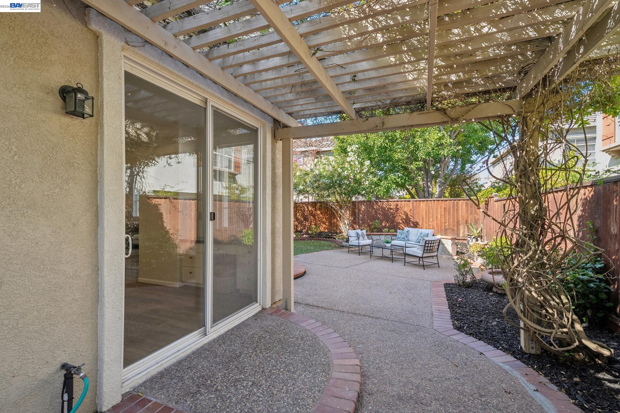 2628 Photinia Ct