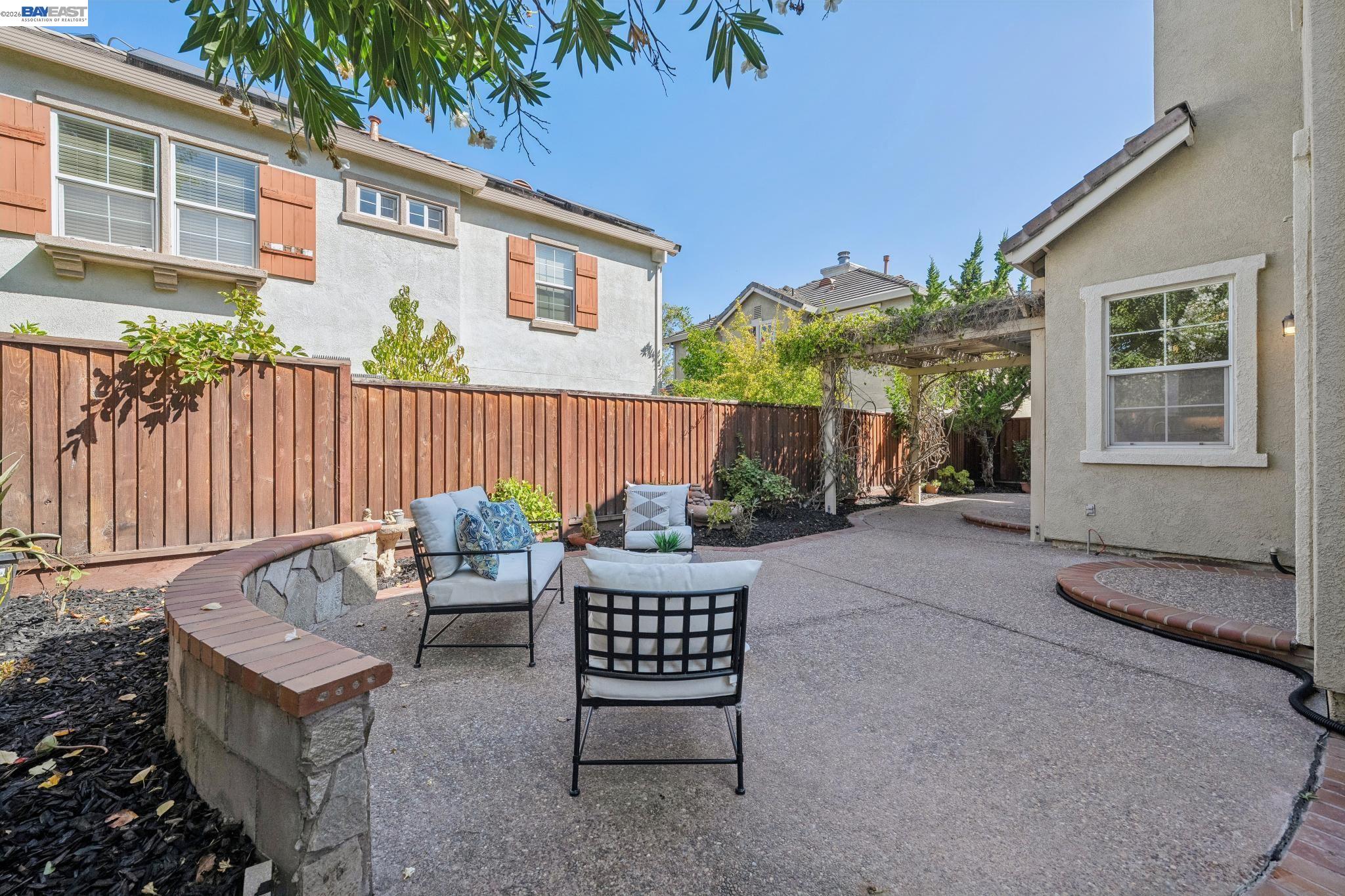 2628 Photinia Ct