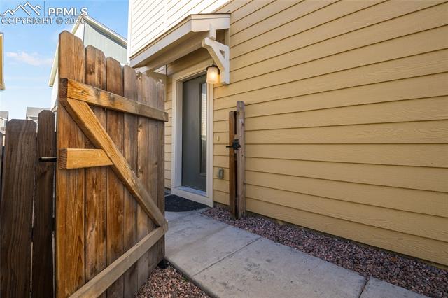 800 Endeavor Way