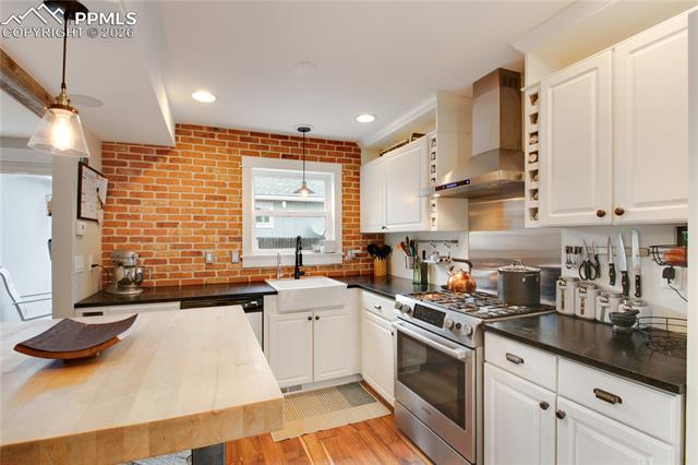 5857 Wisteria Drive