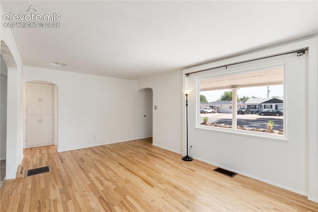 633 Prairie Avenue
