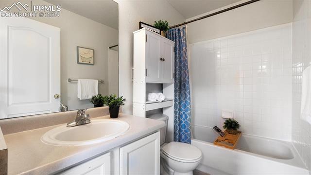 6432 Shimmering Creek Drive