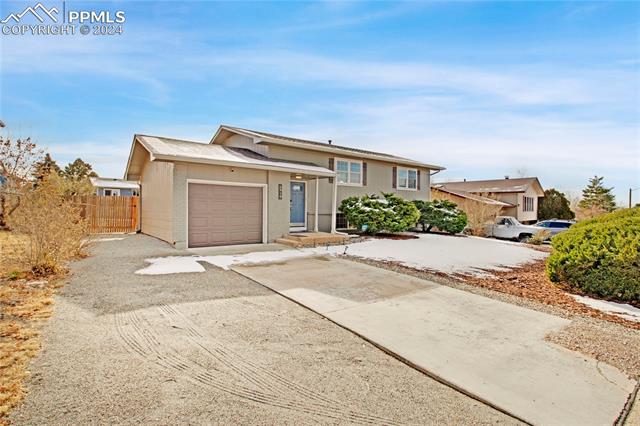 6918 Millbrook Circle