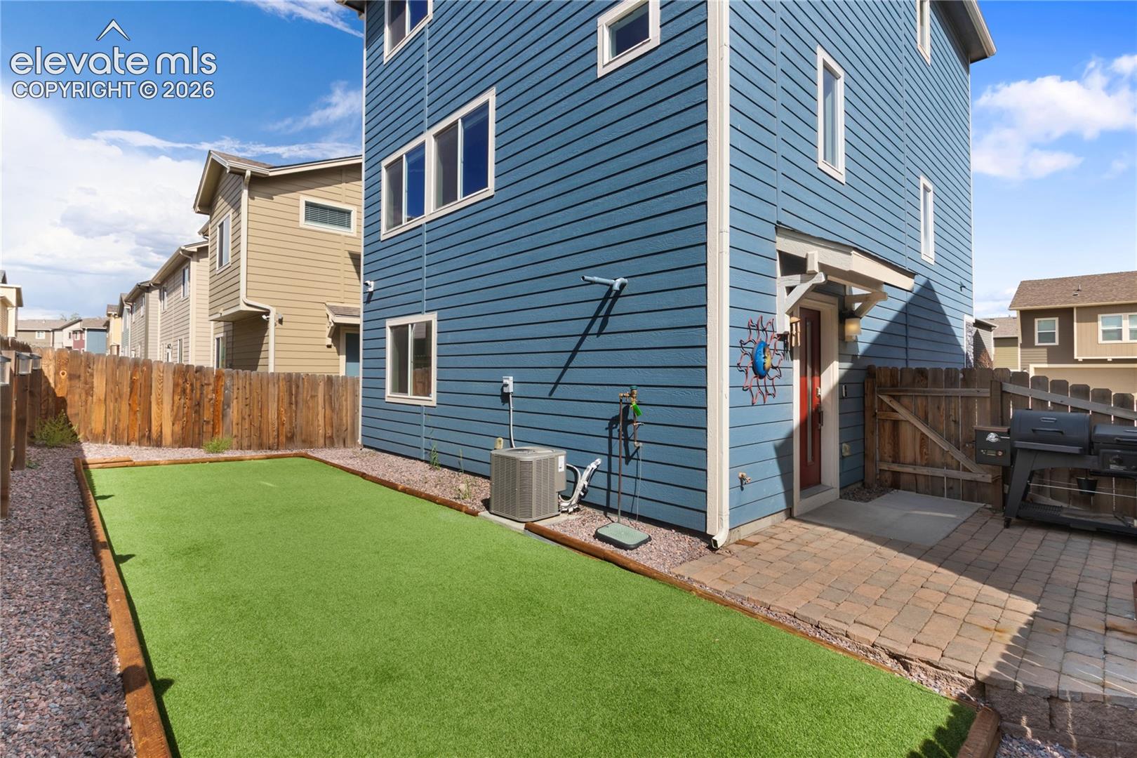 744 Endeavor Way