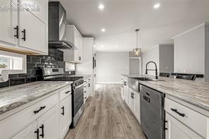 221 E Homer Drive