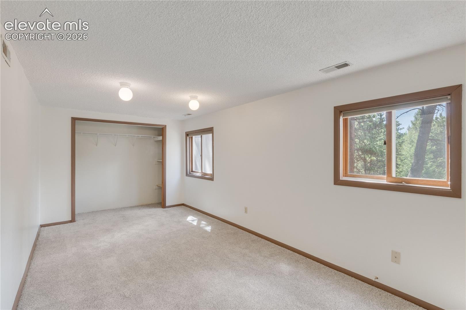 1257 Midland Avenue