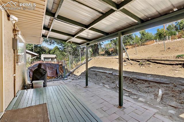 1685 Dorchester Drive