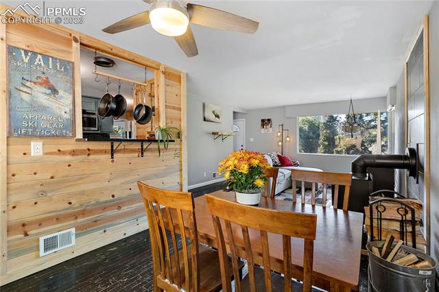 1685 Dorchester Drive