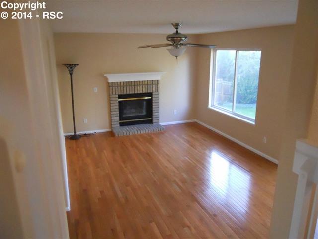 6880 Stockwell Drive