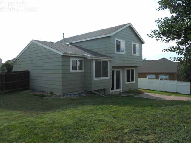 6880 Stockwell Drive