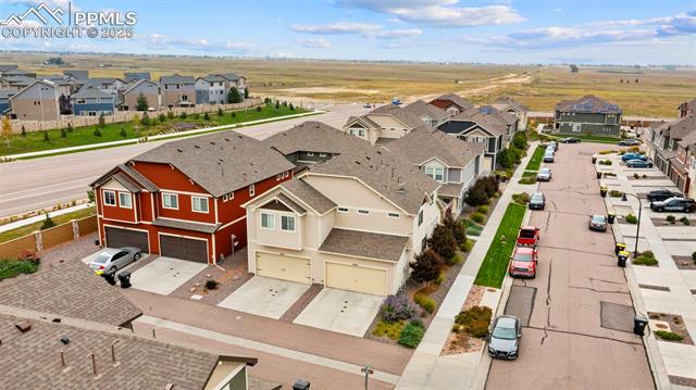 6435 Dunleer Grove