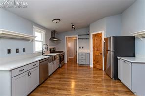 15250 Ewing Court
