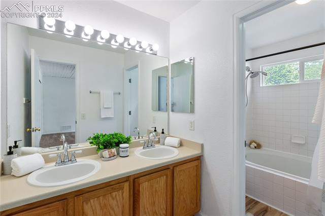 7065 Platte River Point