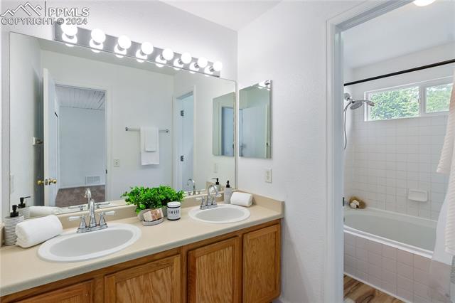 7065 Platte River Point