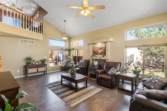 165 S Glenrose Drive