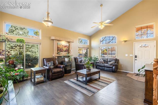 165 S Glenrose Drive