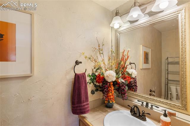 165 S Glenrose Drive