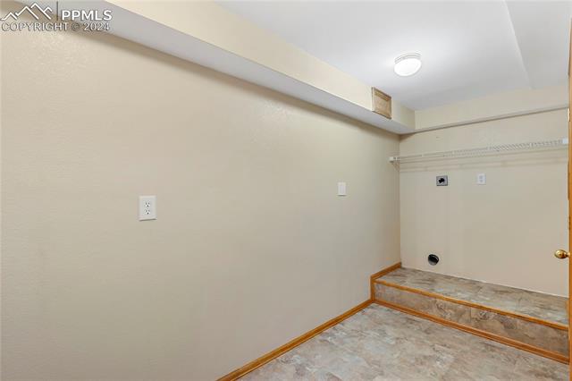 5181 Horse Carriage Road