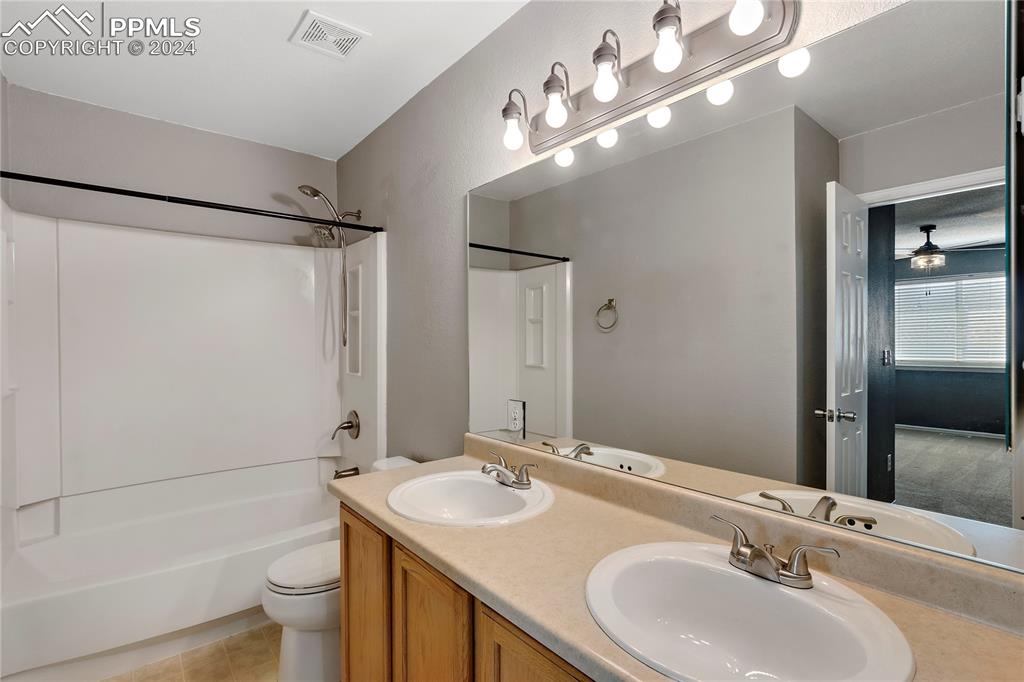 5181 Horse Carriage Road