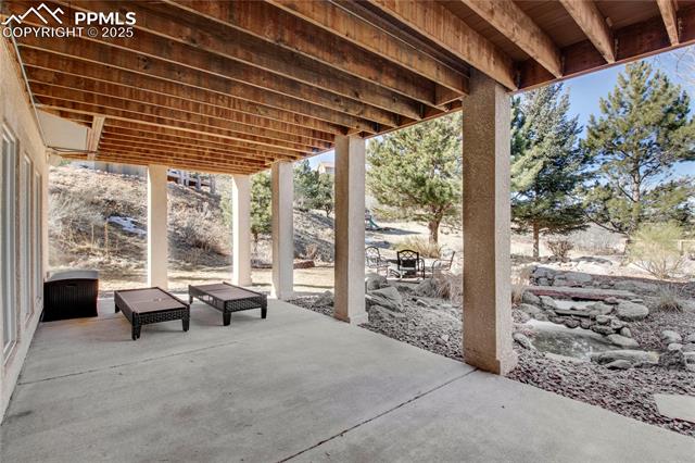 1425 Golden Hills Road