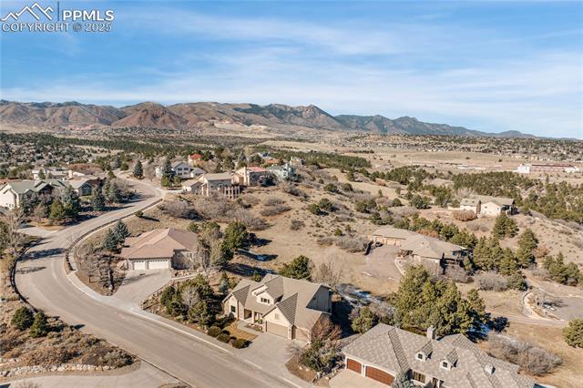 1425 Golden Hills Road