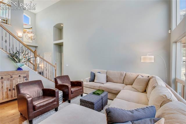 1425 Golden Hills Road