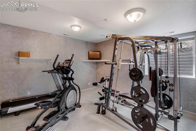 1425 Golden Hills Road