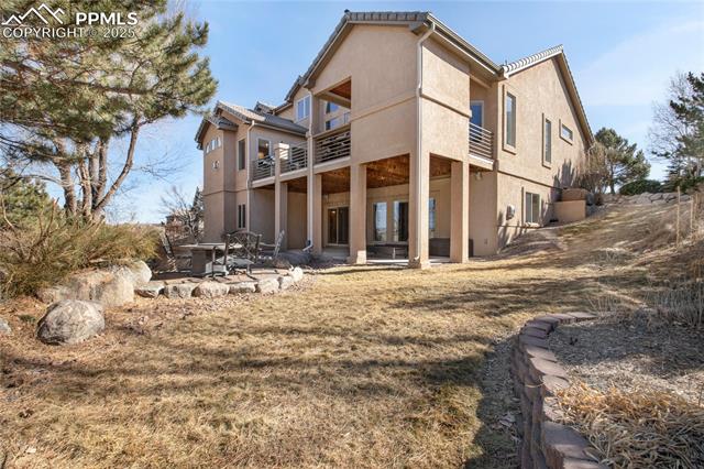 1425 Golden Hills Road