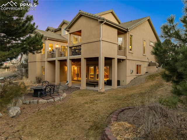 1425 Golden Hills Road