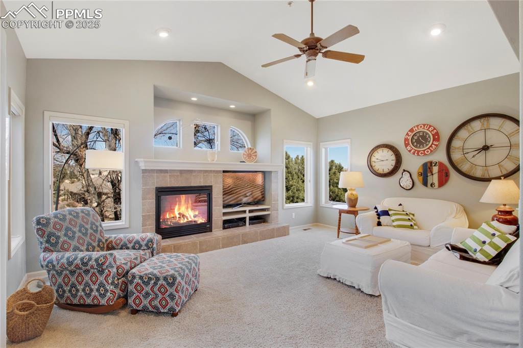 1425 Golden Hills Road
