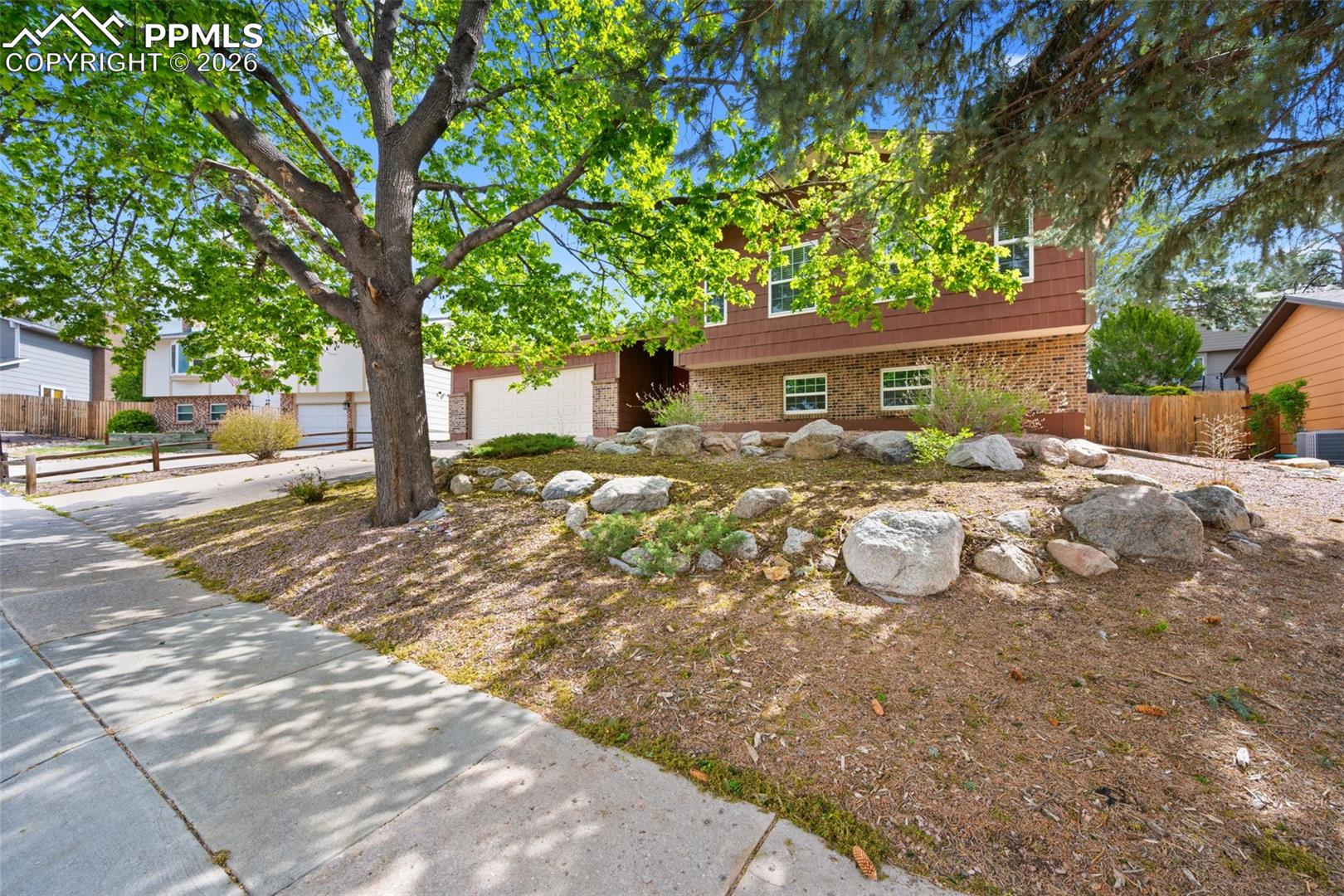 6035 Eagles Nest Court