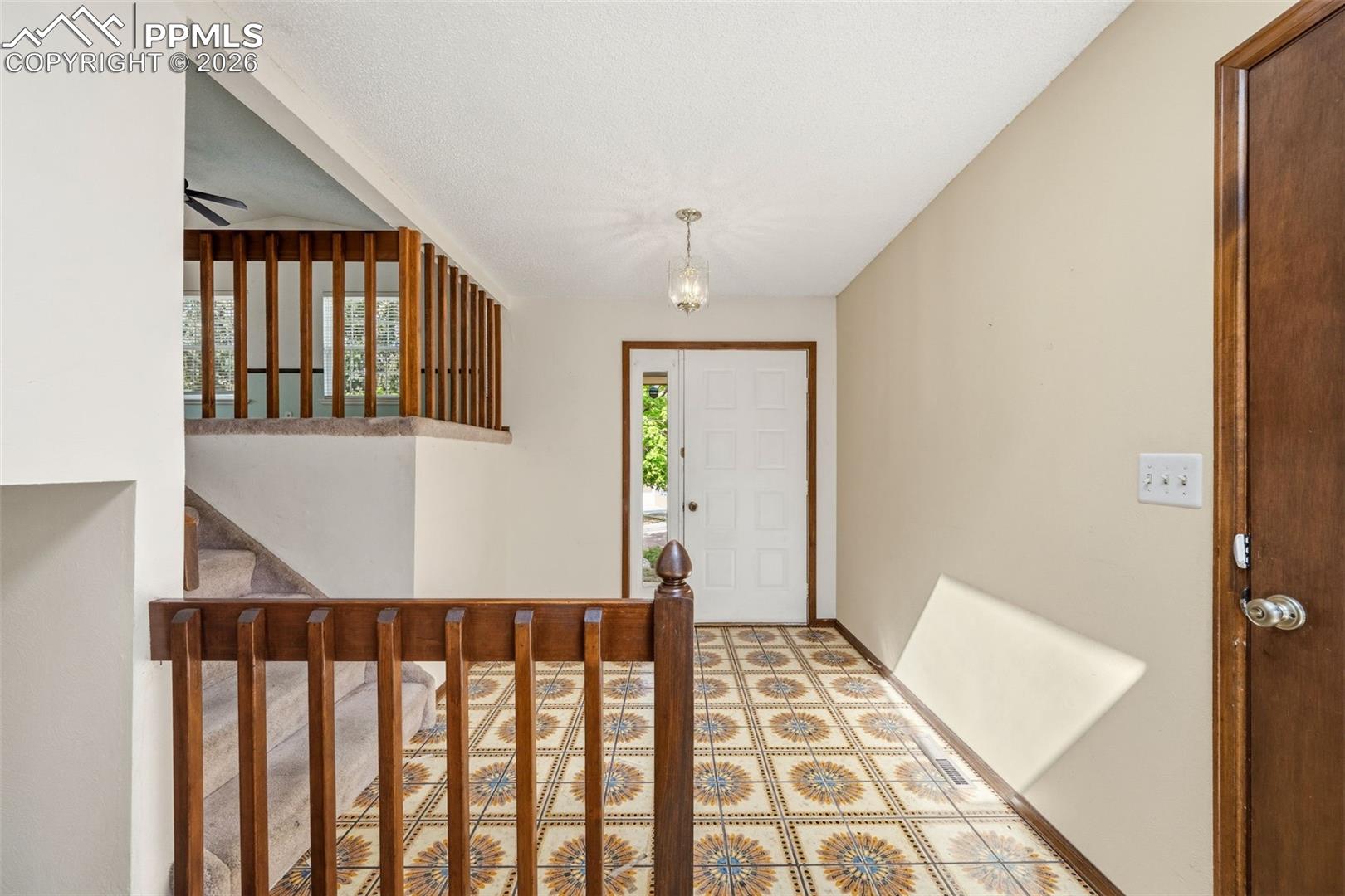 6035 Eagles Nest Court