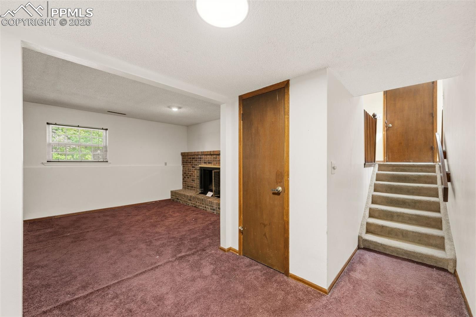 6035 Eagles Nest Court