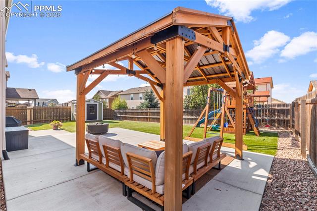 7577 Chasewood Loop