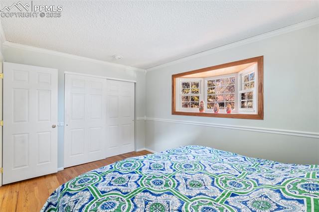 4623 La Cresta Drive