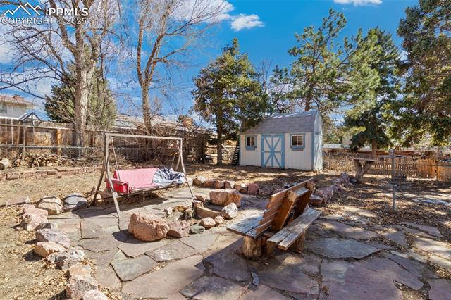 4623 La Cresta Drive