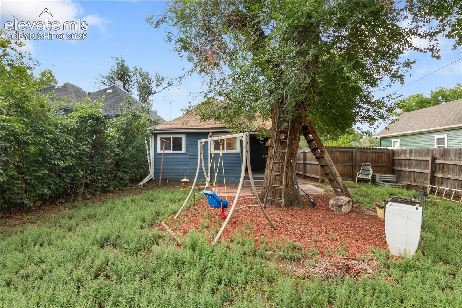 1721 W Cucharras Street