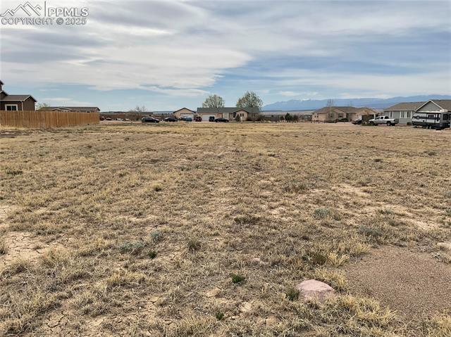 1649 W El Charro Drive