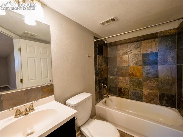 12294 Pine Valley Circle