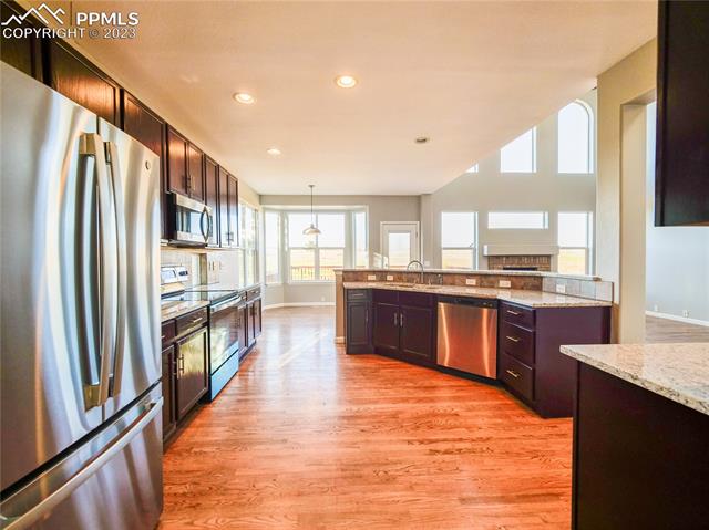 12294 Pine Valley Circle