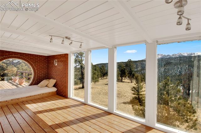 495 Broken Wagon Road